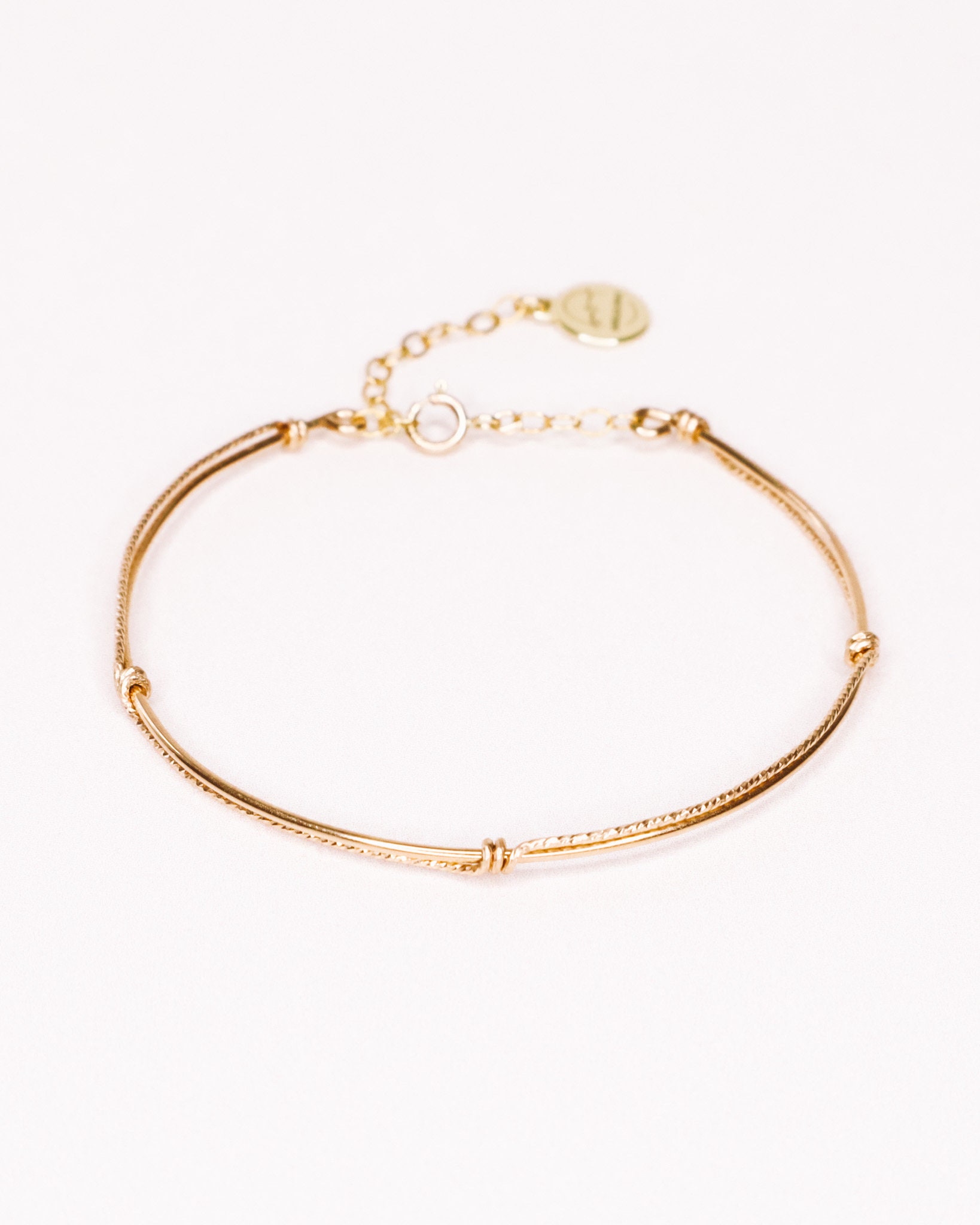 Lyre Jonc Bracelet in Neutral Lyre Jonc Bracelet in Neutral