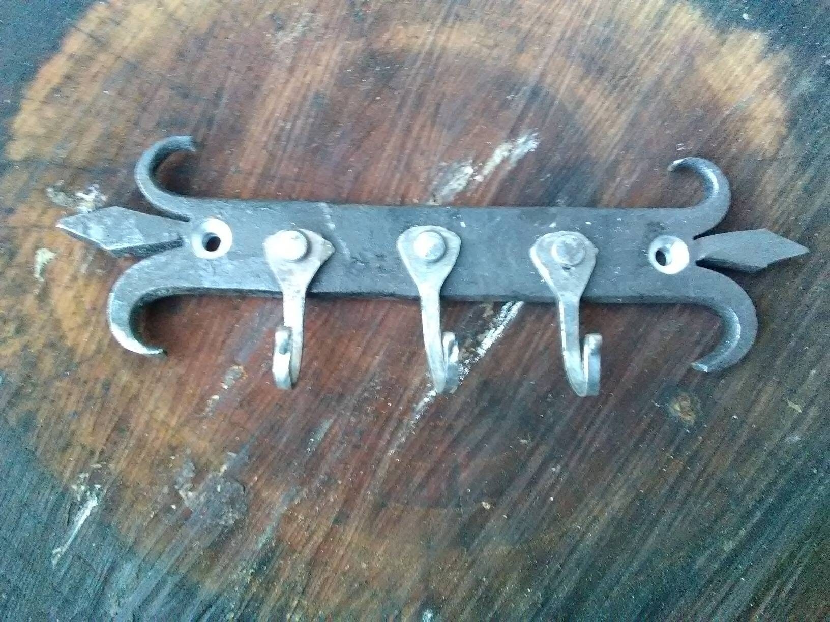 Applique Murale avec Crochets Fait à Partir de Clous Pour Fer Cheval Forgé Main