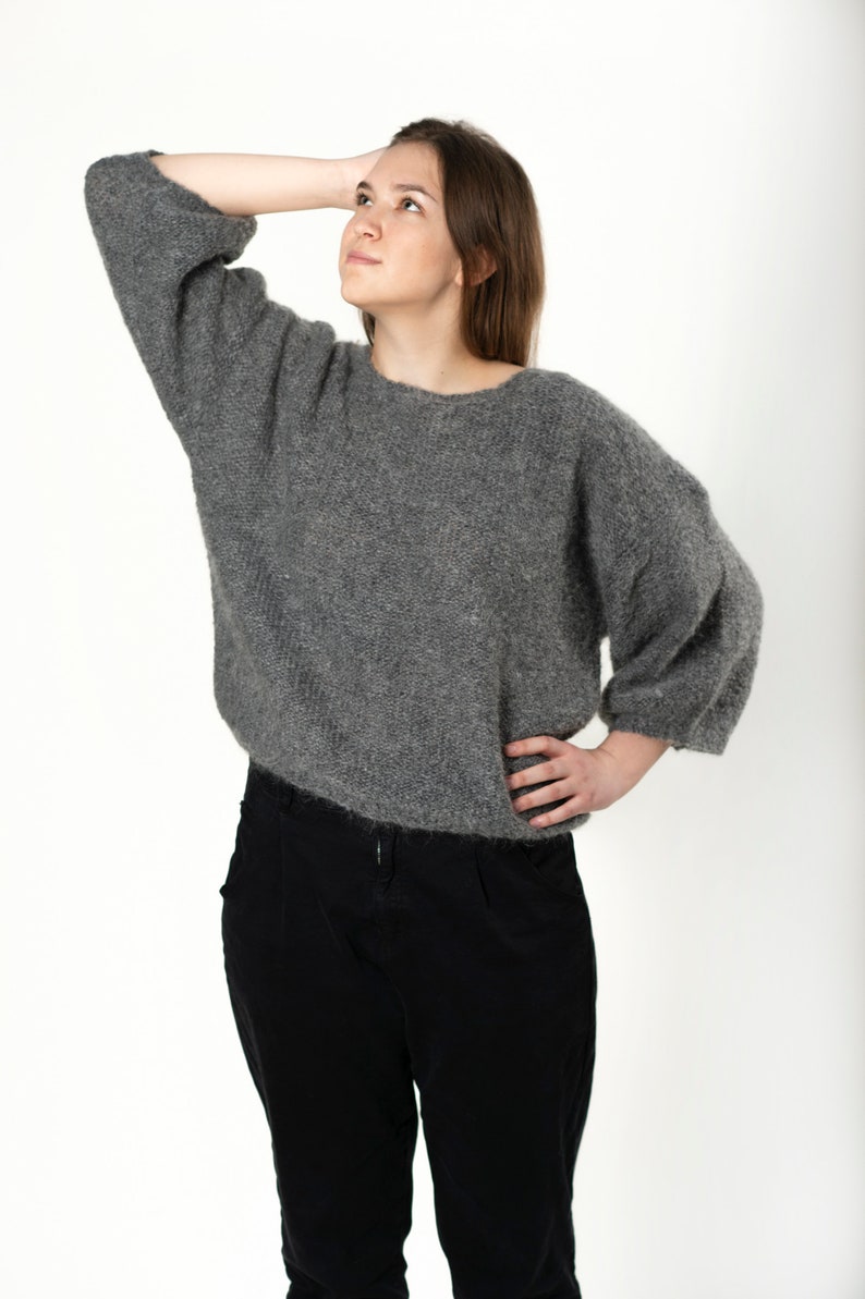 Cropped Knit Sweatshirt with Shorter Puffy Sleeves, Cropped Knit Jersey for Summer, Short Merino Pullover Sweater, Oversized Knitted Top Gray