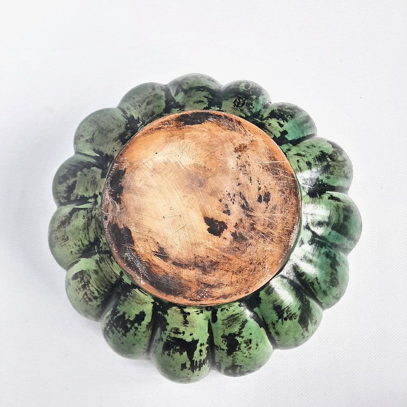 Green Ceramic Handmade Fruit Bowl / 10.6 Inch Salad Bowl / Serving Bowl / Kitchen Decor / Birthday Gift image 9