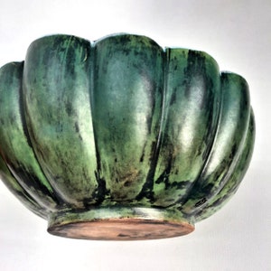 Green Ceramic Handmade Fruit Bowl / 10.6 Inch Salad Bowl / Serving Bowl / Kitchen Decor / Birthday Gift image 5