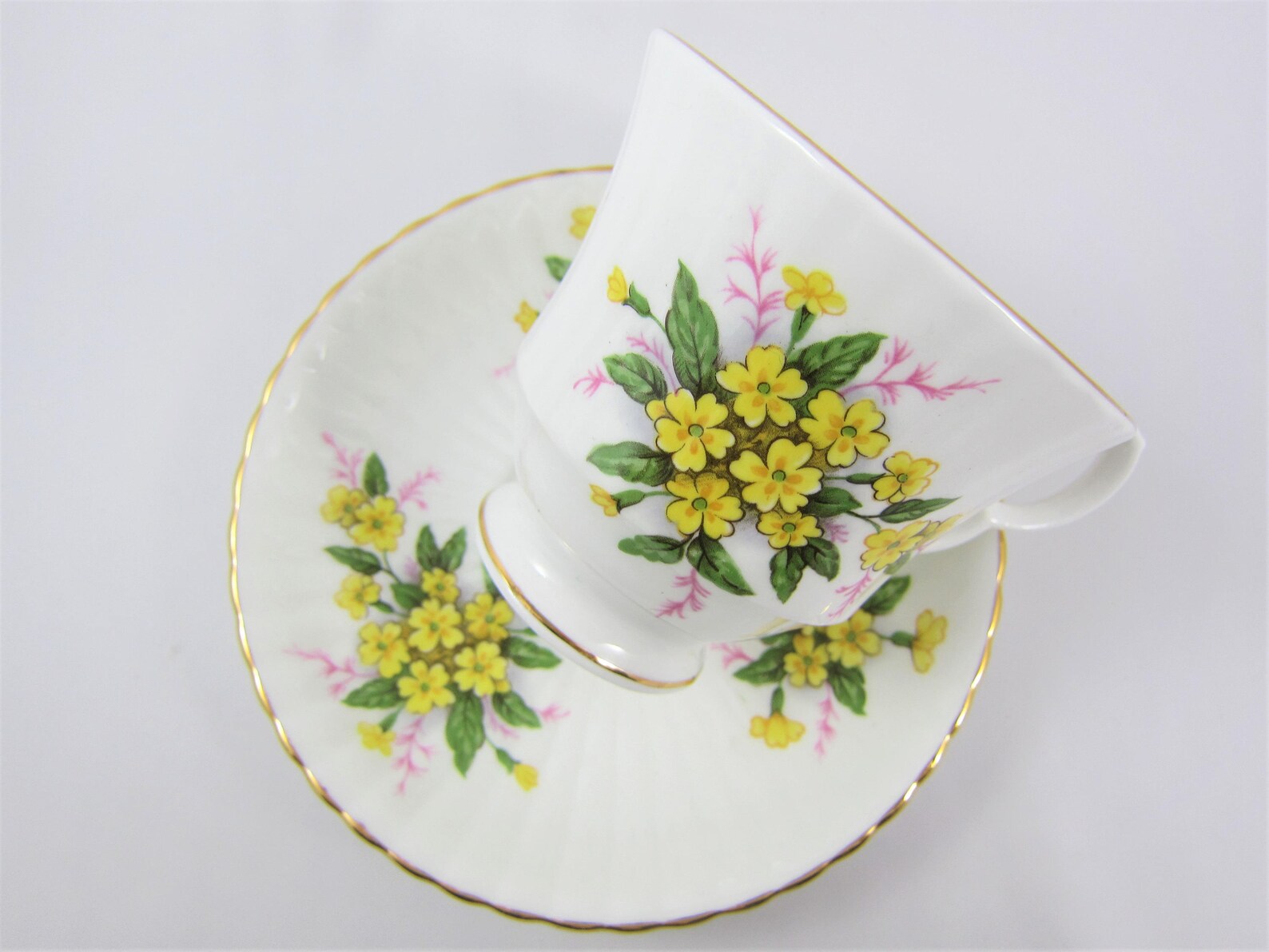 Vintage Royal Windsor Yellow Flower Bouquet Fine Bone China Etsy