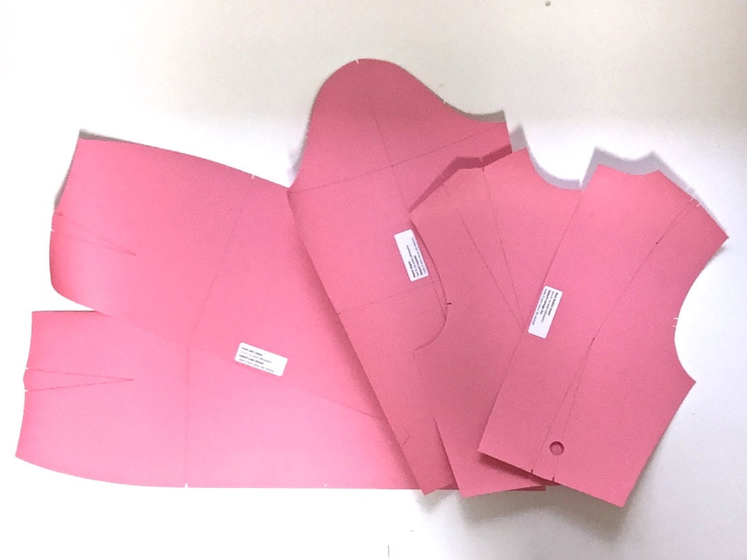 Cardboard pattern templates, Pattern Sloper in cardboard.