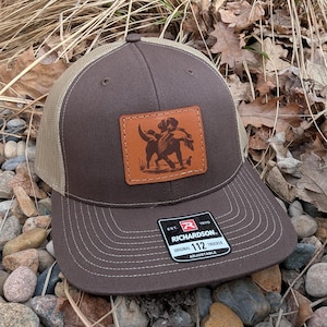 Richardson 112 Laser Engraved Leather Patch Hat-Hunting Dog with Ducks Duck Hunter-Hand Stitched Leather Patch Hat