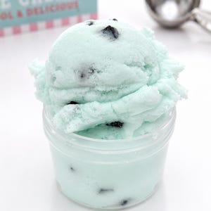Mint Chocolate Chip Cloud Dough Slime: Scented Stress Toy