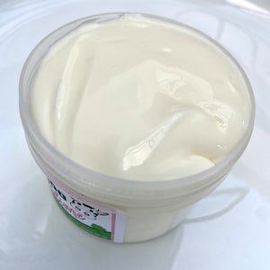 Moo Moo Milk Scented Thicc and Glossy Slime UK seller present toy gift immagine 7