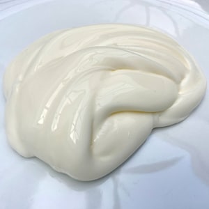 Moo Moo Milk Scented Thicc and Glossy Slime UK seller present toy gift immagine 9