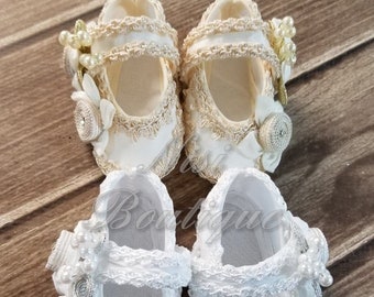 Schöne Taufe Baby Mädchen Schuhe, Elfenbein oder Weiß Taufschuhe Mädchen, Baby Mädchen Schuhe, Ivory Baby Mädchen Schuhe, Weiße Baby Schuhe