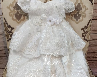 Free Shipping!! Beautiful White Christening Gown, Flower Decorations, Baptism Dress, Hermoso Vestido Ropon Blanco para Bautizo