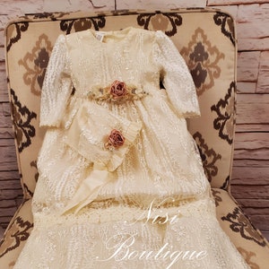Free Shipping!! Beautiful Christening Gown, Ivory Color Long Sleeve, Baptism Dress, Hermoso Vestido Ropon Color Ivory para Bautizo