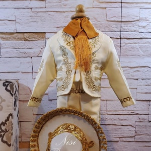 Beautiful 6 pieces Boy Charro Suit, Beige with Gold Charro Suit with Hat, Charro Outfit, Mariachi Suit