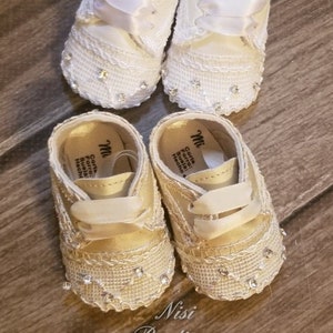 Hermosos zapatos de niño de bautismo, zapatos de niño de bautizo de marfil o blanco, zapatos de niño de bebé, zapatos de niño de marfil, zapatos de niño blanco