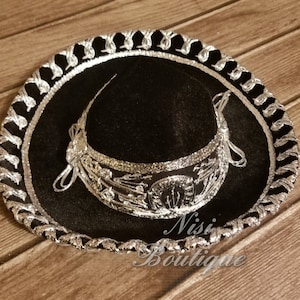 Beautiful Mexican Handmade Embroidered Charro Hat, Color Black-Silver, Hermoso Sombrero de Charro, Bordado a Mano Color Negro con Plata