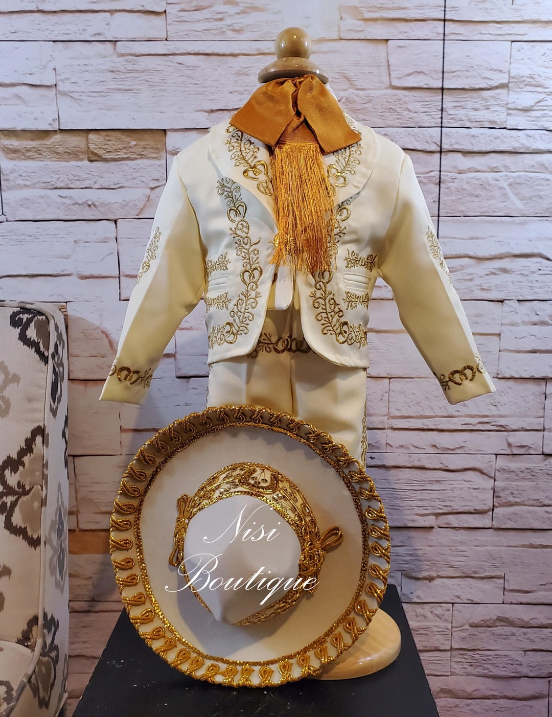 Charro Suit (6-Piece) Ivory/Gold