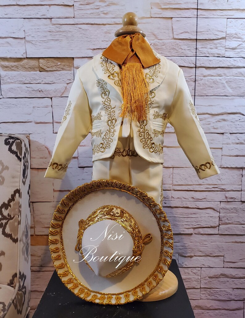 Charro Suit (6-Piece) Ivory/Brown