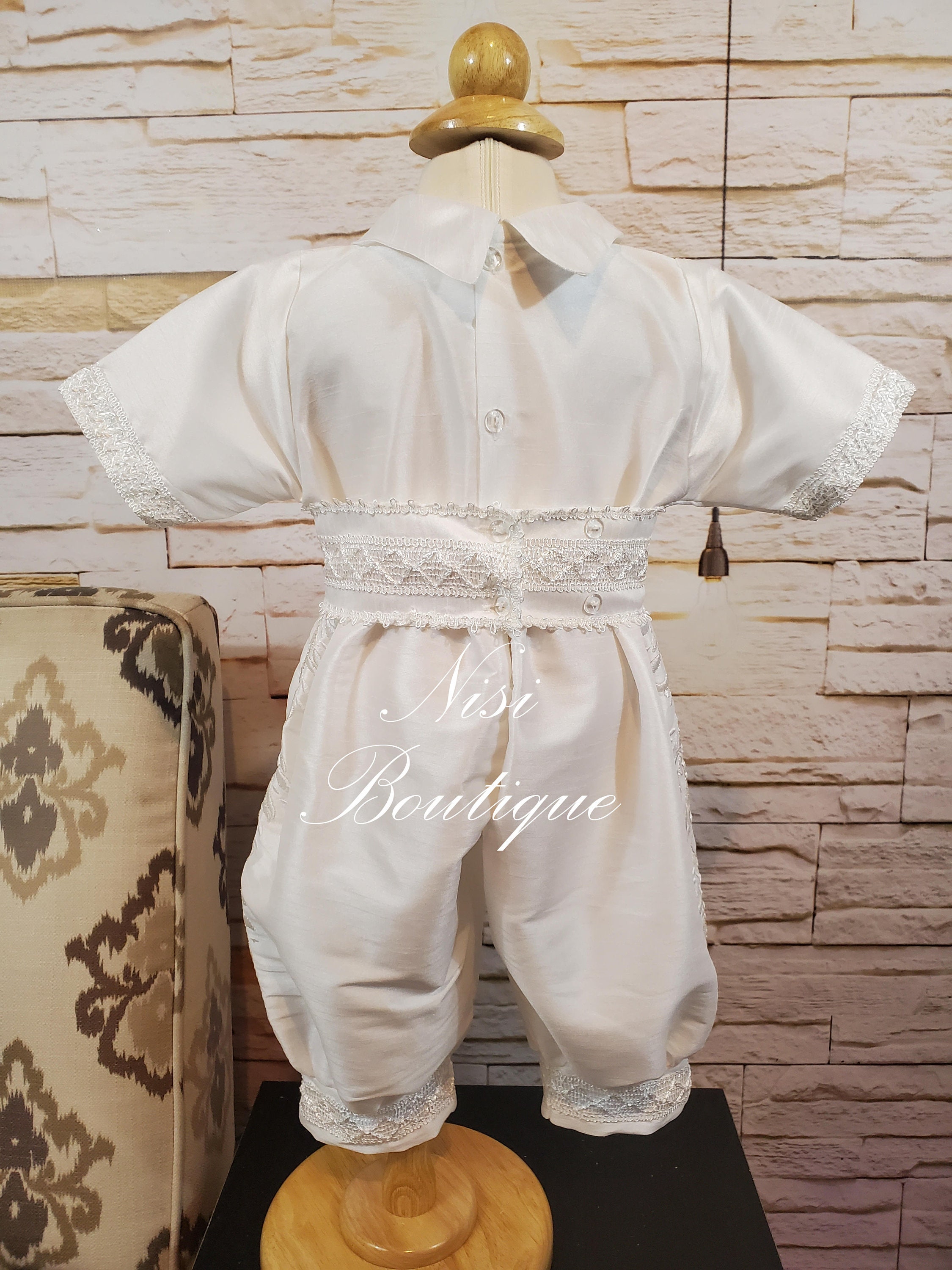Beautiful 9 Pieces Boy Charro Suit White with Silver Mariachi Suit Clothing Boys Clothing Clothing Sets with Hat Charro Outfit Candle and Cape Complete Baptism Charro Suit 