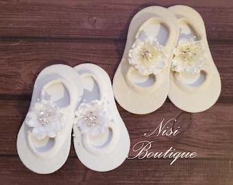 Pair of Girl Socks, White or Ivory, Nylon, Perfect for any Special Occasion, Girl Baptism Outfit, Girl Socks, Calcetines de Niña
