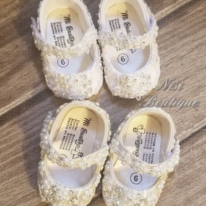 Beautiful Baptism Baby Girl Shoes, Ivory or White Christening Girl Shoes, Baby Girl Shoes, Ivory Baby Girl Shoes, White Baby Girl Shoes.