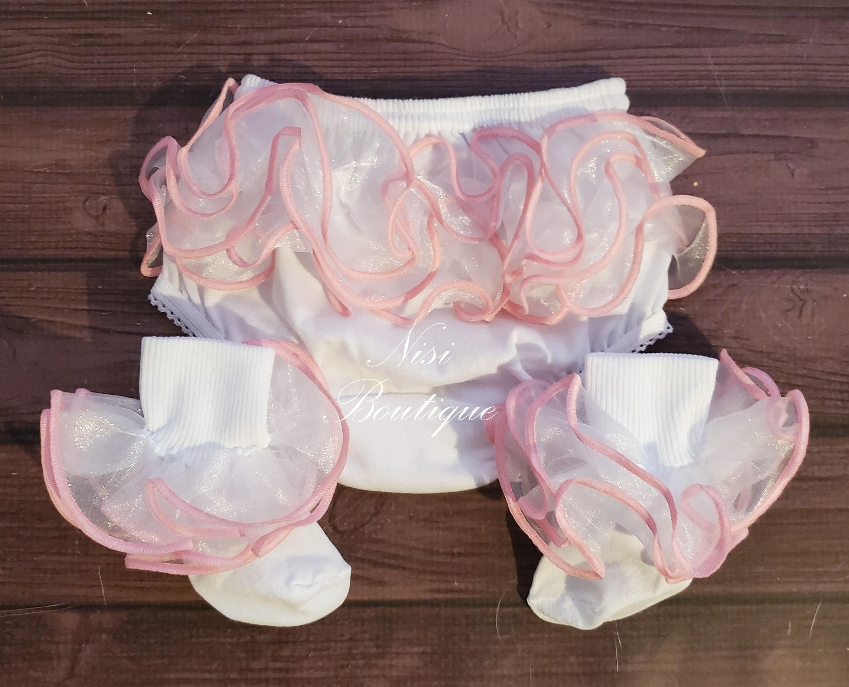 Girl Ruffle Socks and Ruffle Baby Diaper Cover, Color White Pink, Cotton Ruffle Baby Bloomers, Any Occasion, Tobillera y Pantaleta de Olanes