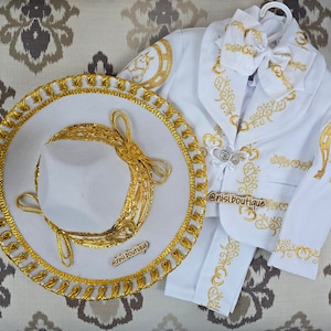Free Shipping!! Spur with Horse Beautiful 6 pieces Boy Charro Suit, White with Gold Charro Suit with Hat, Baptism Mariachi Suit