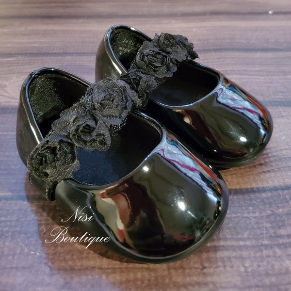 Beautiful Baby Girl Shoes, Flower Decorations, Color Black Girl Shoes, Baby Girl Shoes, Zapato de Niña Color Negro, Decoraciones de Flores