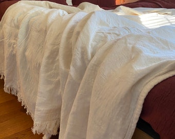 King/Queen off white muslin super soft quilt , Turkish Cotton Blanket, King, Queen, Bedspread, coverlet, 110x90 inchesGift