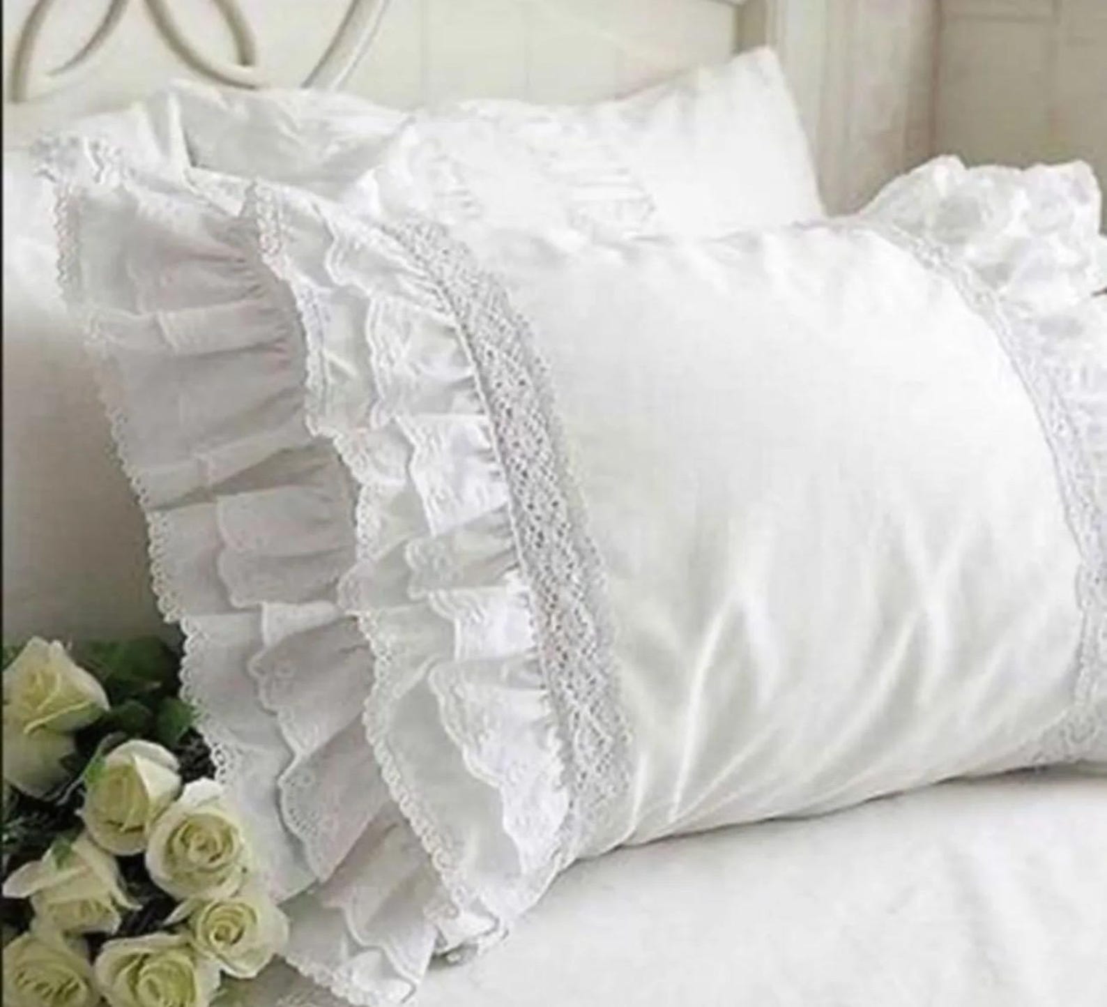 White/ Beige Ruffle Edge Lace Bedding Set – Turkish Premium Cotton ...