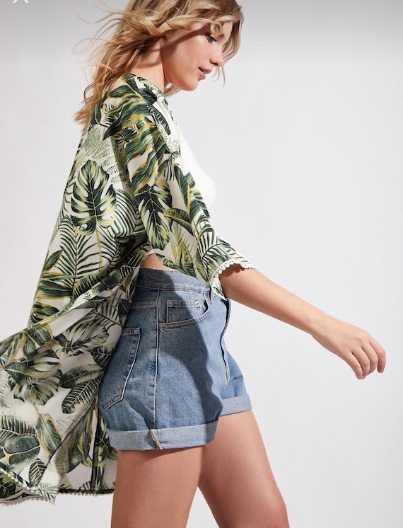 Short kimono best sale cardigan