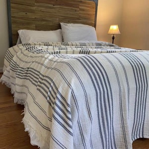 King/Queen striped muslin super soft quilt.Turkish Cotton Blanket, Queen, Bedspread, coverlet, 96/90 inchesMother's Day Gift