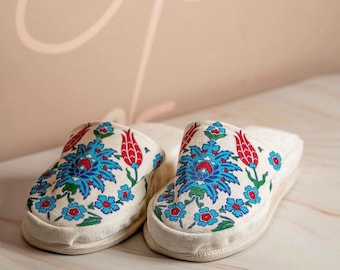 Tulip design Turkish terry unisex spa slippers, lounging terry slippers,  gift for her Gift/, GiftGift