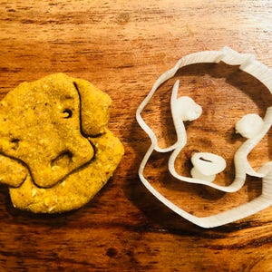 Golden Retriever Cookie Cutter - CooCa the Golden Retrievers - Cookie Cutter