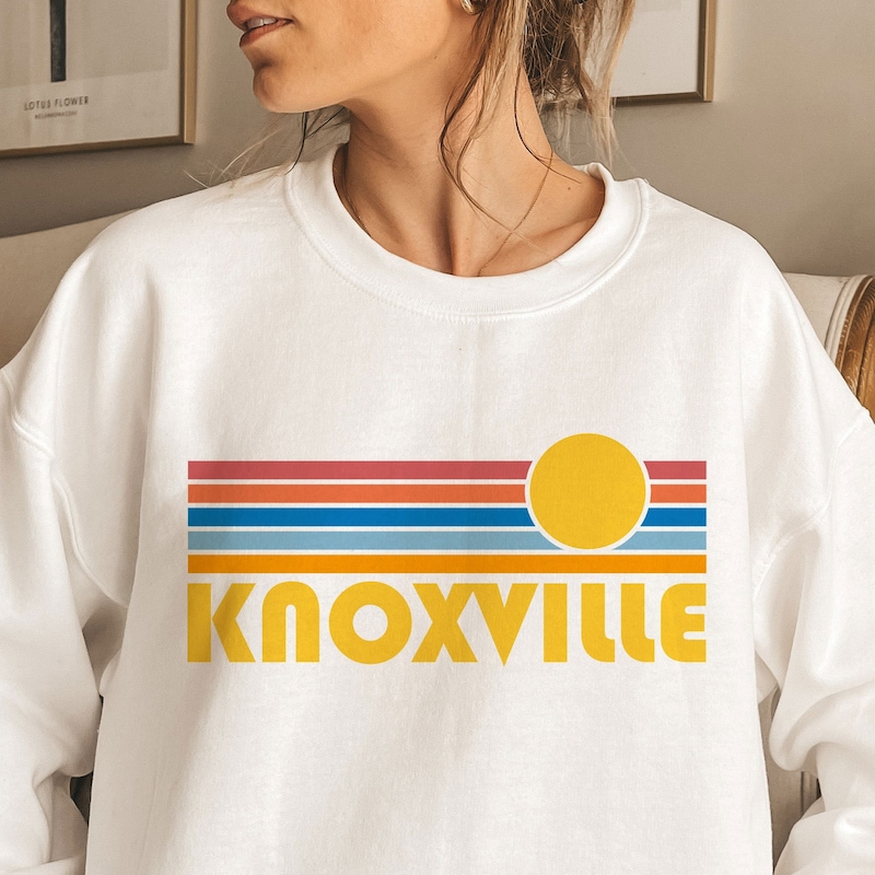 Knoxville Cropped Graphic Sweatshirt
