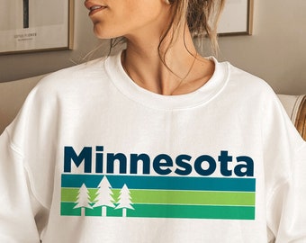 Sudadera de Minnesota: Retro Trees Unisex con cuello redondo