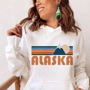 Retro Alaska Hoodie: Mountain Graphic Unisex Sweatshirt