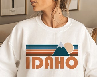 Retro Mountain Idaho Sweatshirt - Unisex Crewneck