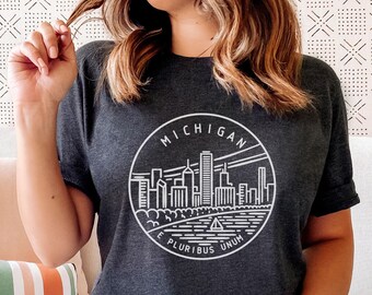 ミシガンシャツ、州デザイン大人用ユニセックスミシガンTシャツ - パーソナライズ可能