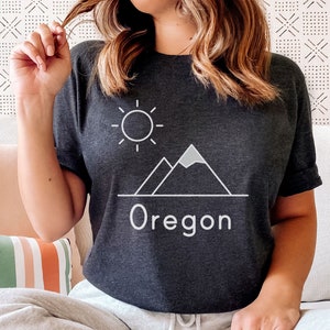 Oregon Mountain Sunrise T-Shirt: Unisex Soft Cotton Tee