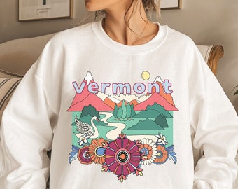 Vermont Sweatshirt, Retro Vintage Style Vermont Sweatshirt, Vermont Mountain Sweater - Personalization Available