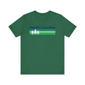 Camiseta Carolina do Norte: Algodão Macio Unissex Design NC Heather Grass Green