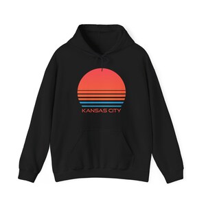 Sudadera con capucha de Kansas City, Missouri - Estilo retro de los 80 (unisex) imagen 3