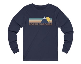 North Carolina Mountain Långärmad T-shirt: Retro Unisex T-shirt