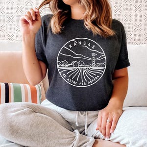 Kansas Shirt State Design, Adult Unisex Kansas T Shirt - Personalization Available