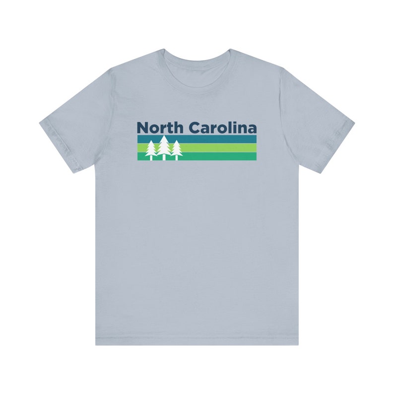 Camiseta Carolina do Norte: Algodão Macio Unissex Design NC Light Blue