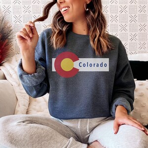 Retro Colorado Flag Sweatshirt: Unisex Crewneck