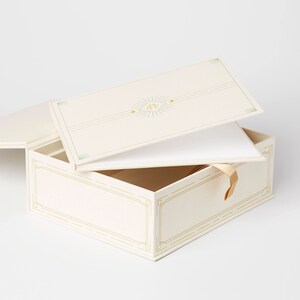 Custom Design Wedding Guest Book and Box