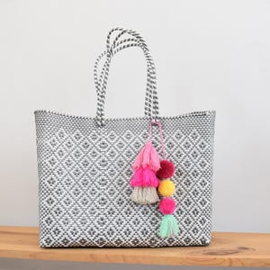 Große Tasche 45*35*14 cm Mexikanische Tasche handgewebt aus recyceltem Kunststoff - Schöne Strandtasche - Markttasche - Wir kümmern uns um den Großhandel