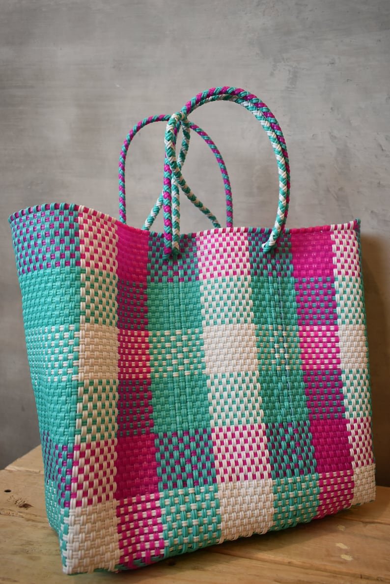 Wholesale TOO! Mexican Handycraft bag * Sending cost on description Medium bag woven handwoven with plastic
