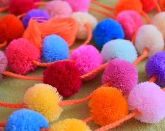 Handmade X-S pompoms x 10 many colours available approx 3cm - just over 1" 