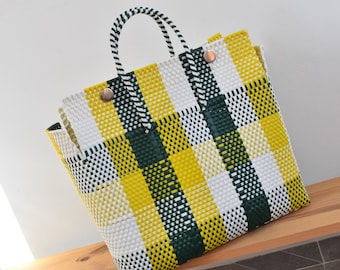 Handwoven XL Lunch BAG 45*30*17 cm. Hand-woven XL. For the beach or daily shopping, easy to wash. We handle wholesale!!