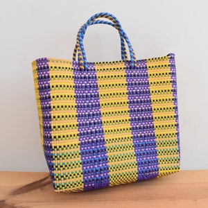 1 Medium TOTE Bag. 35X32 cm Mexican handcrafted. Beach Tote. Market bag for groceries. Wholesale. Combined shipping costs are available.